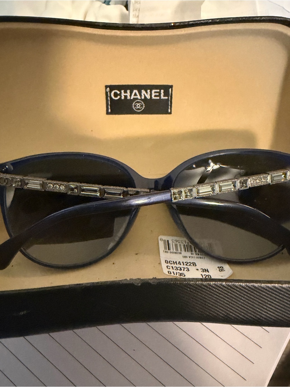🕶️CHANEL GORGEOUS Navy Blue “CC” Logo & Crystal Baguette Polarized Sunglasses